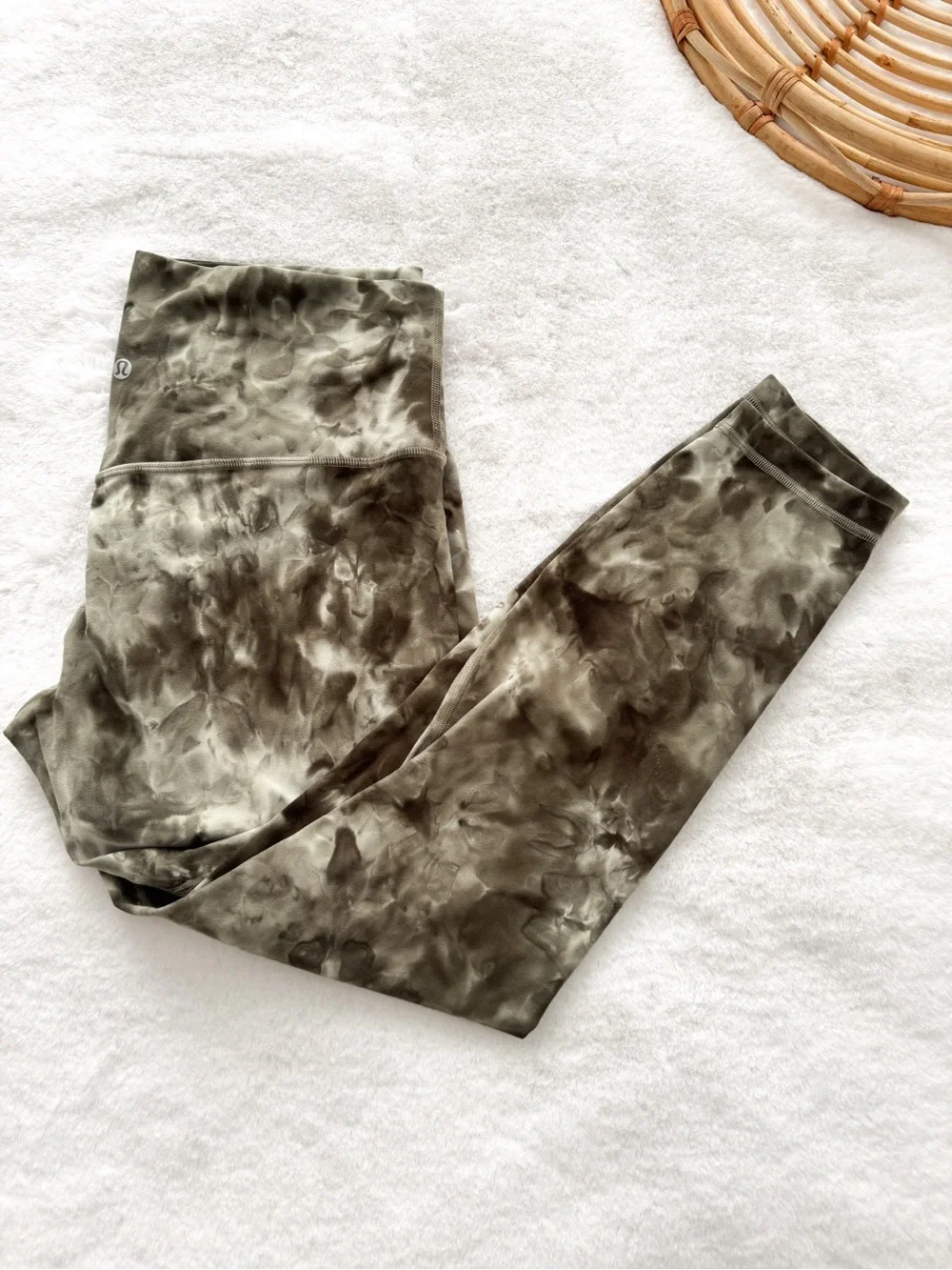 Lululemon Align High-Rise Pant 25” Diamond Dye Light Sage Medium Olive Size 12